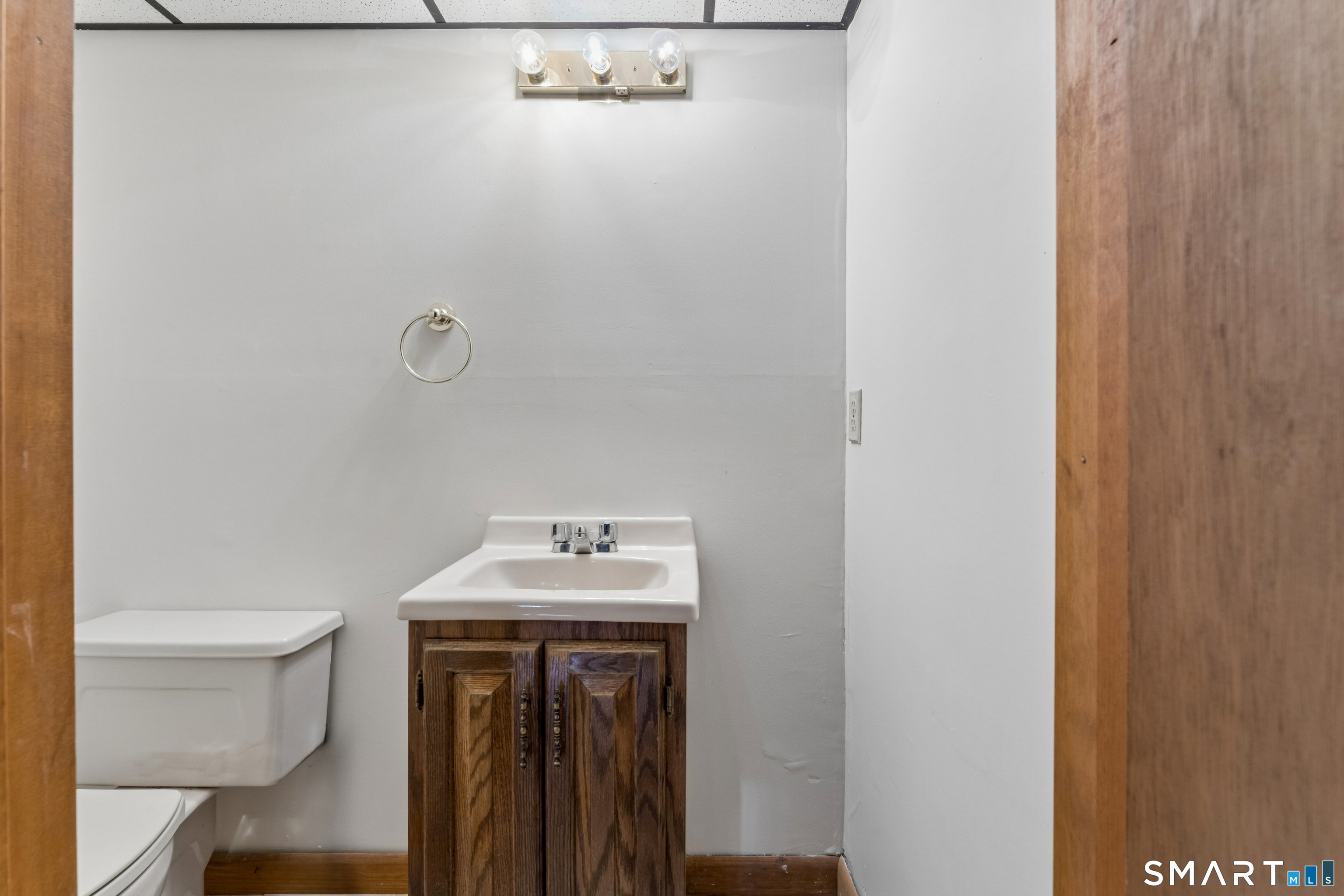 460 White Birch Drive Guilford CT 06437