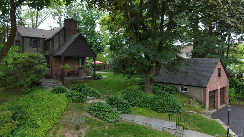 942 Valley Road Fairfield CT 06825