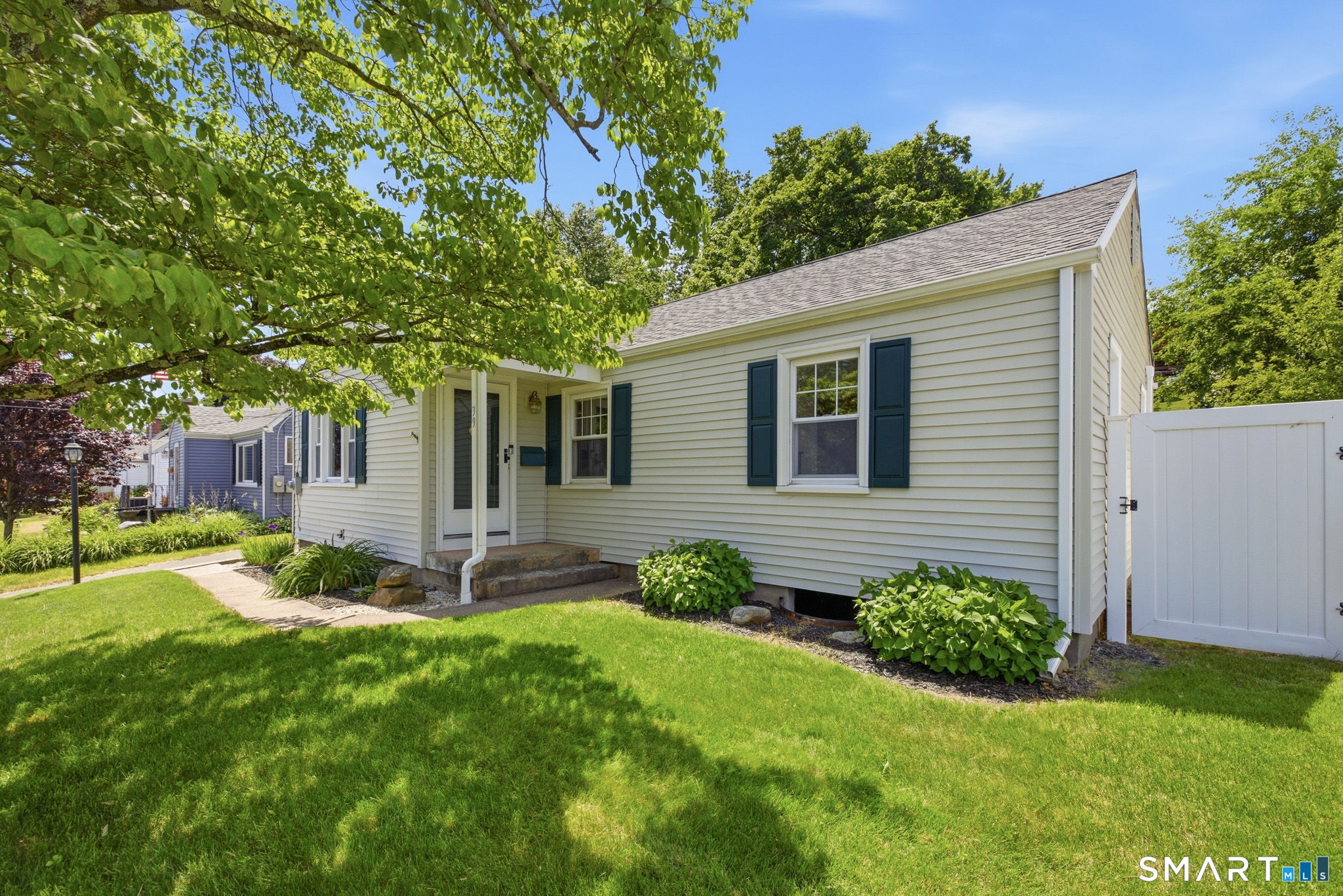 39 Randal Avenue West Hartford CT 06110