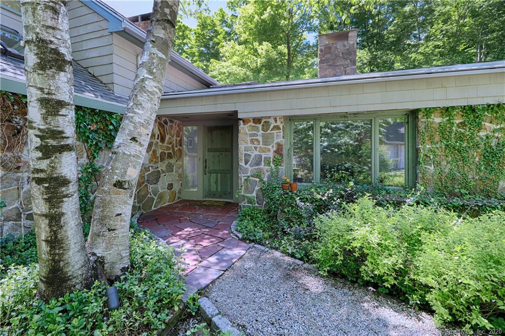 26 Wells Hill Road Weston CT 06883