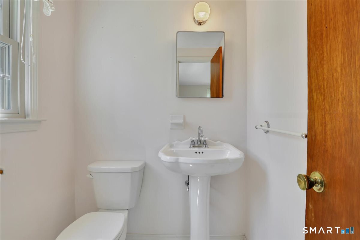 40 Wapping Wood Road Ellington CT 06029