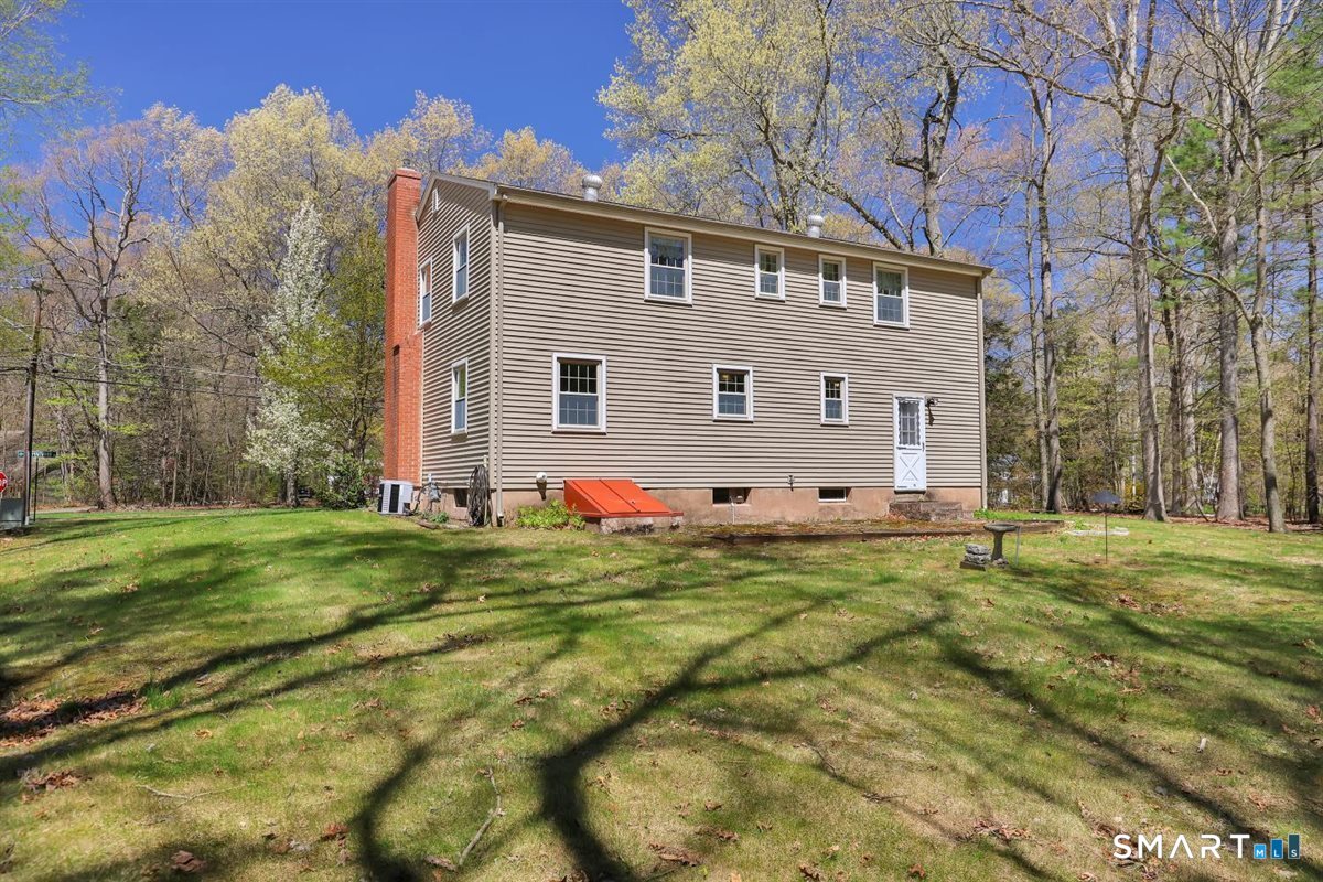40 Wapping Wood Road Ellington CT 06029