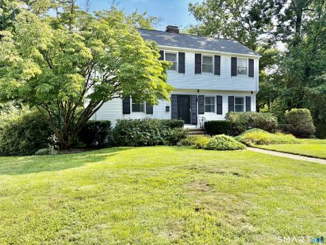 40 Old Colony Drive Waterbury CT 06708