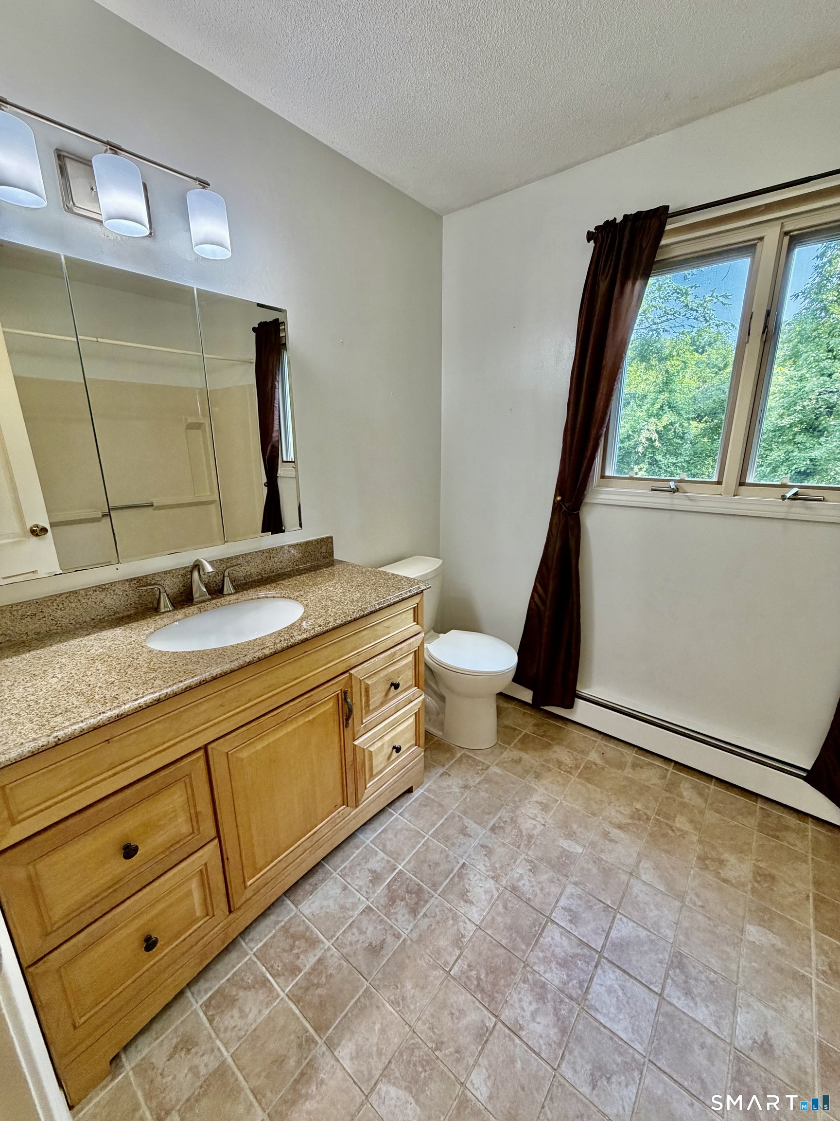 40 Old Colony Drive Waterbury CT 06708