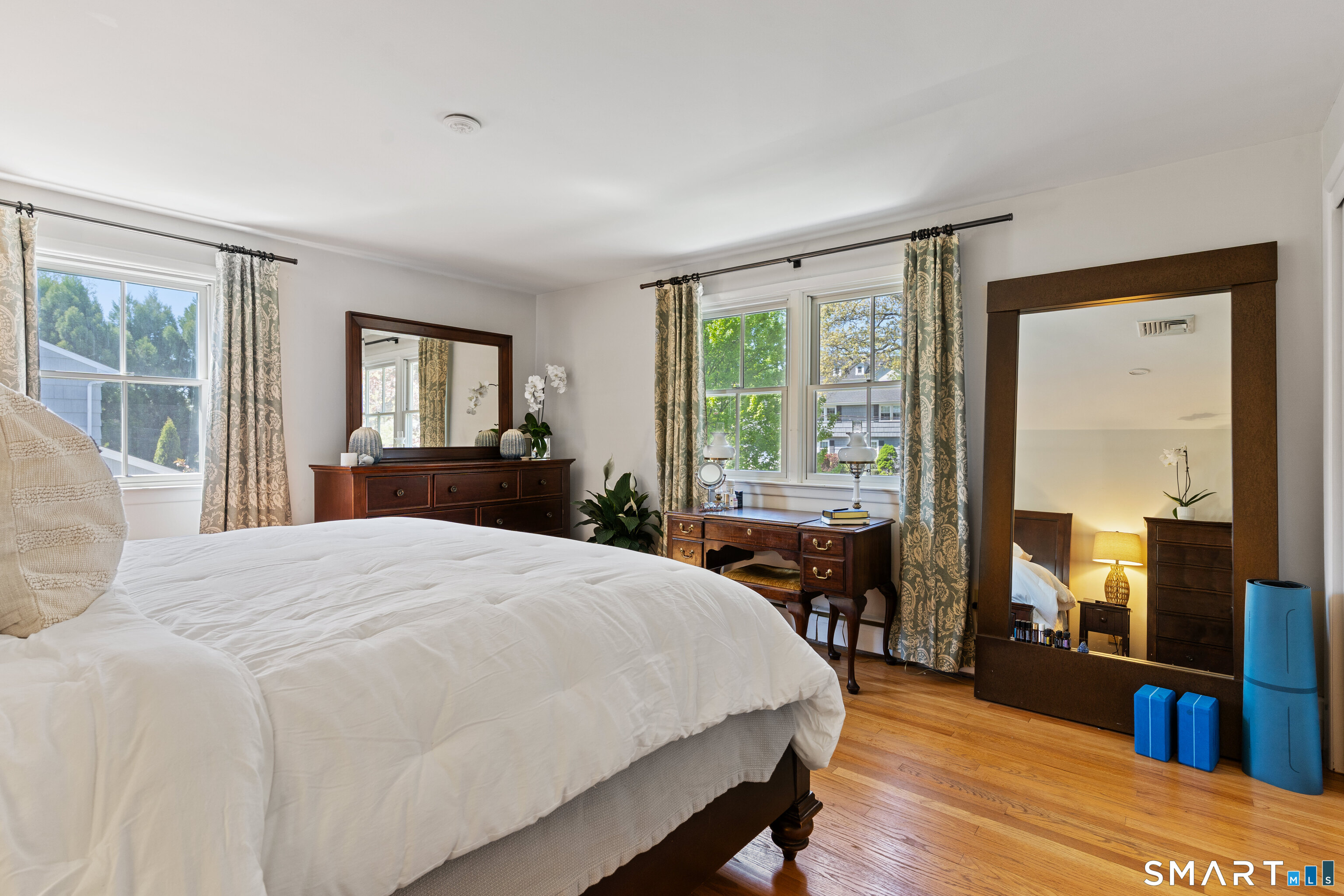33 Village Drive New Canaan CT 06840