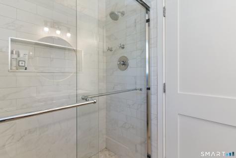 33 Village Drive New Canaan CT 06840