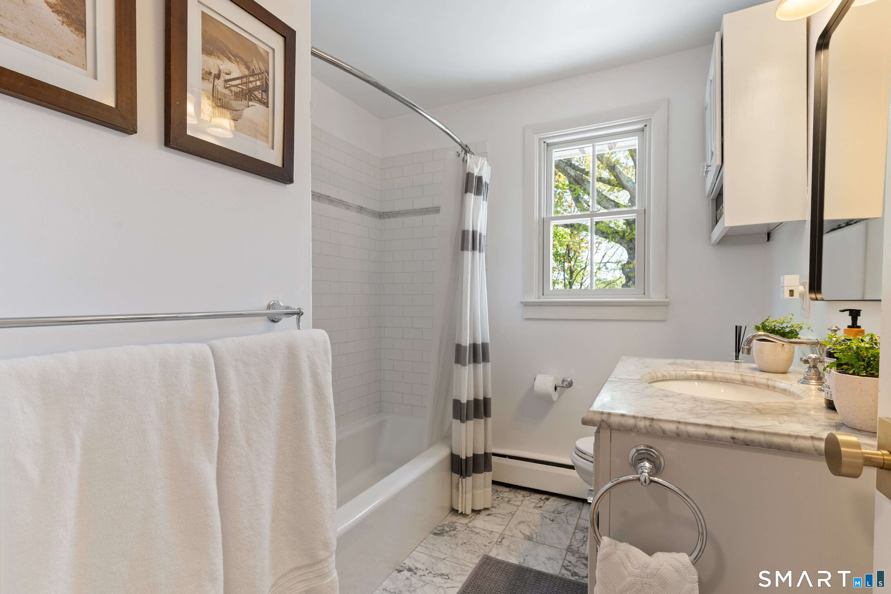 33 Village Drive New Canaan CT 06840