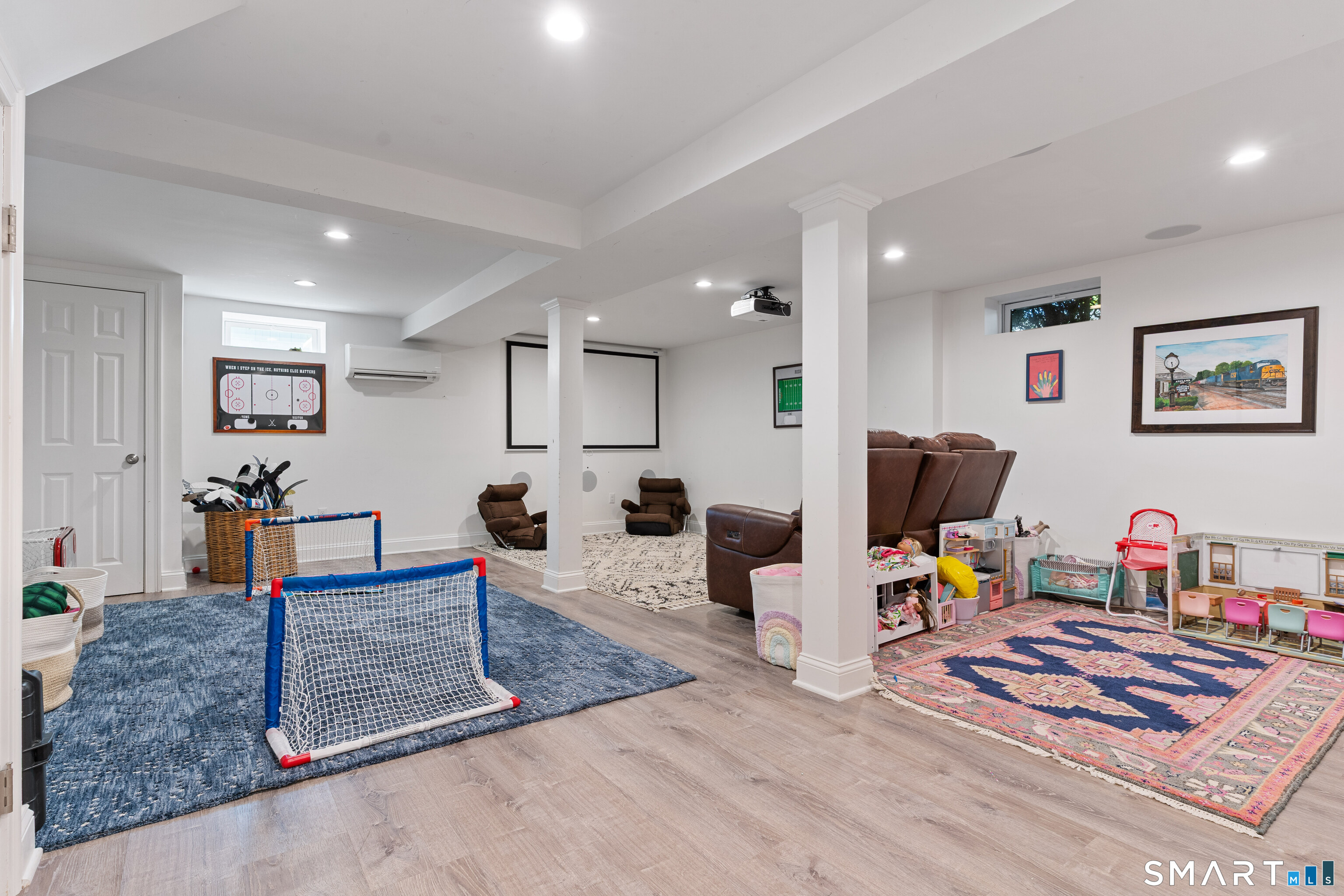 33 Village Drive New Canaan CT 06840