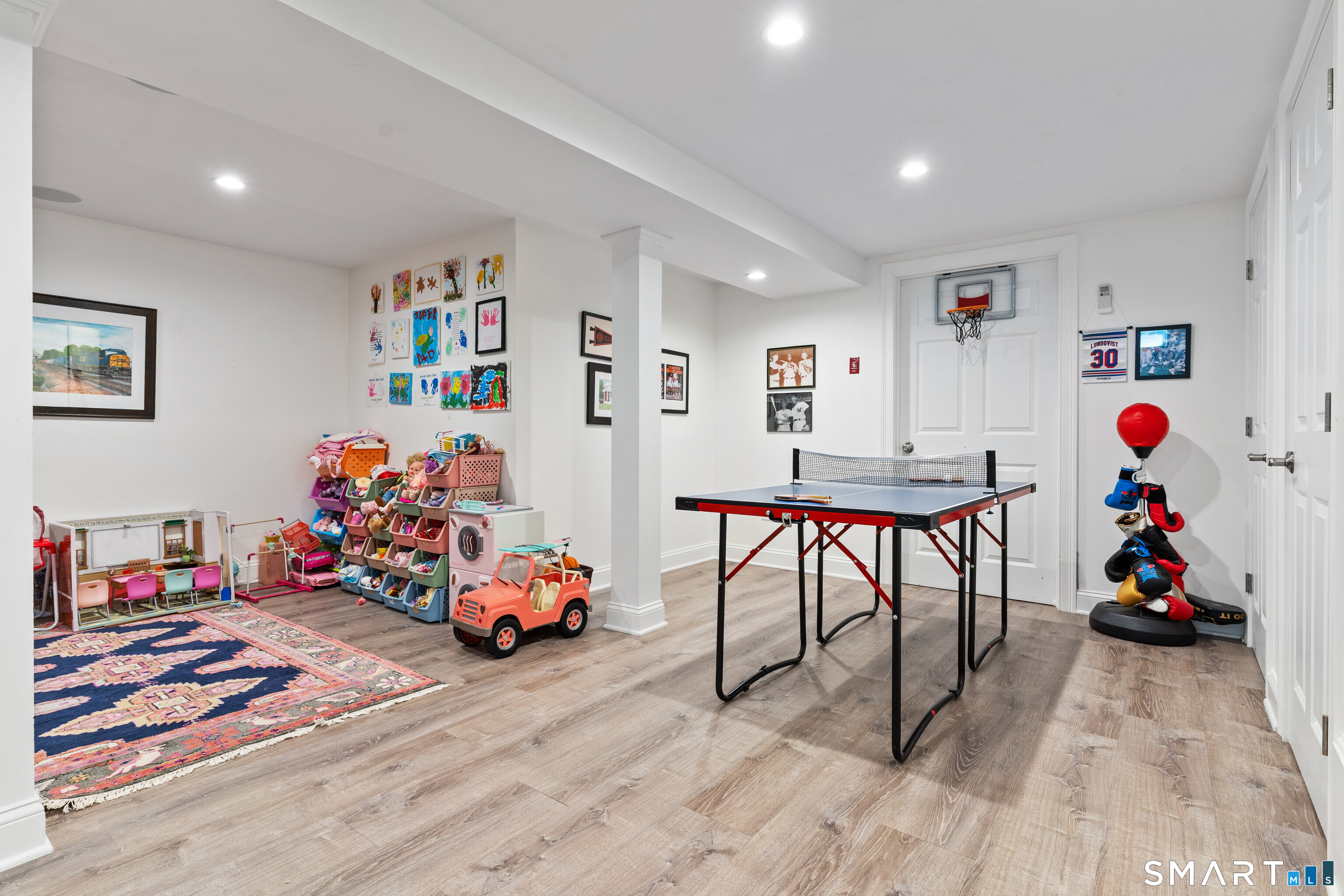 33 Village Drive New Canaan CT 06840