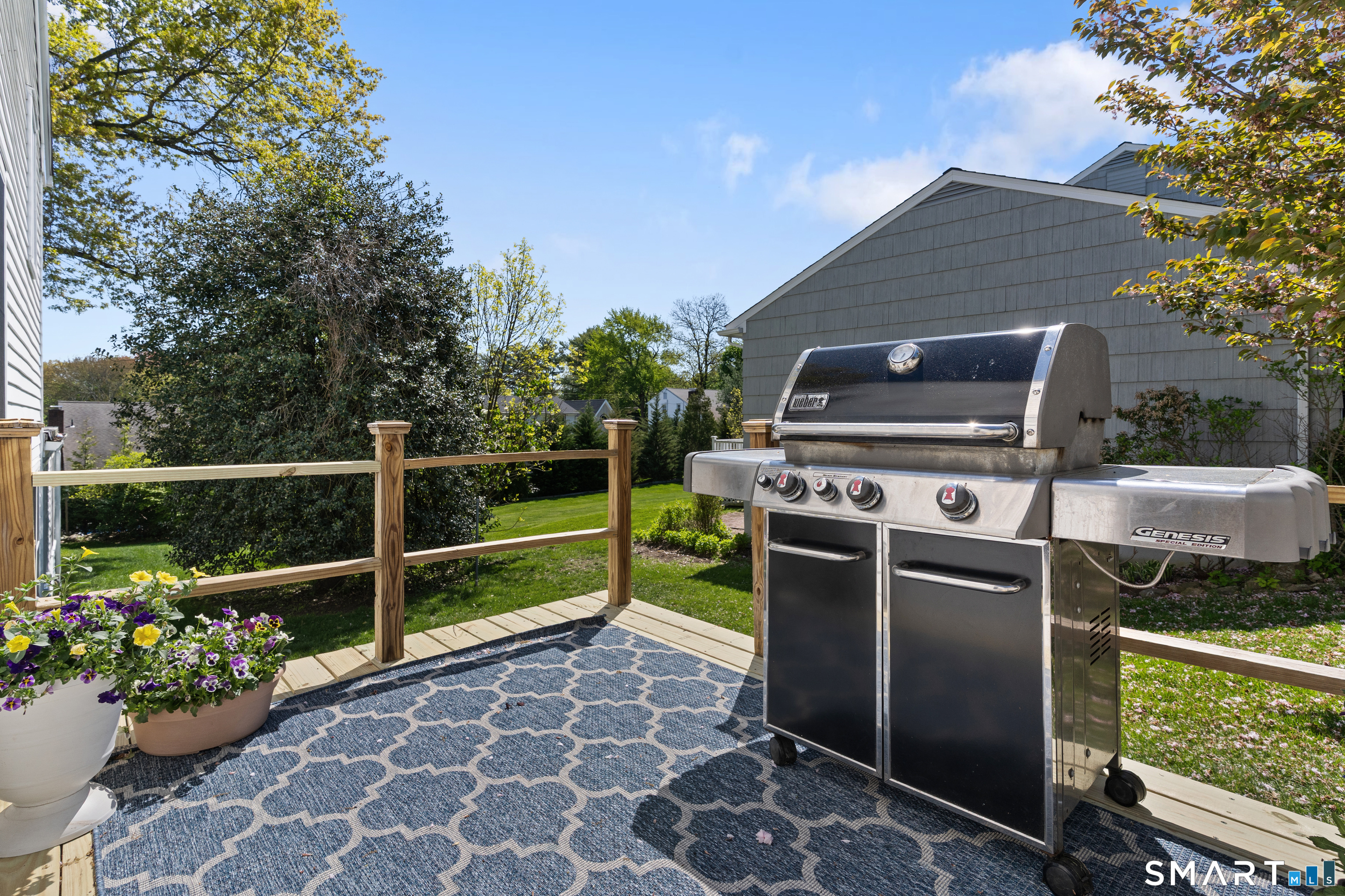 33 Village Drive New Canaan CT 06840