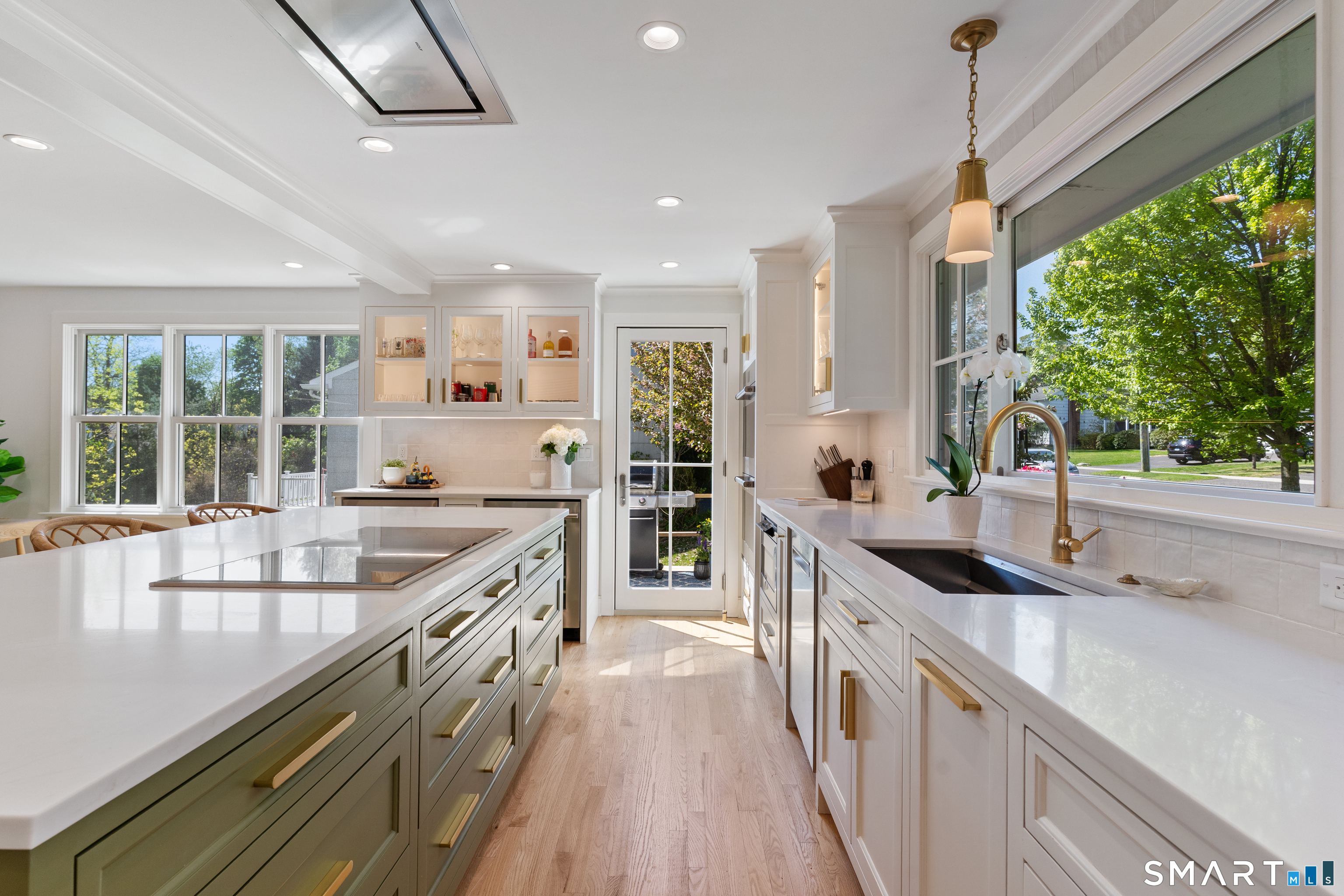 33 Village Drive New Canaan CT 06840