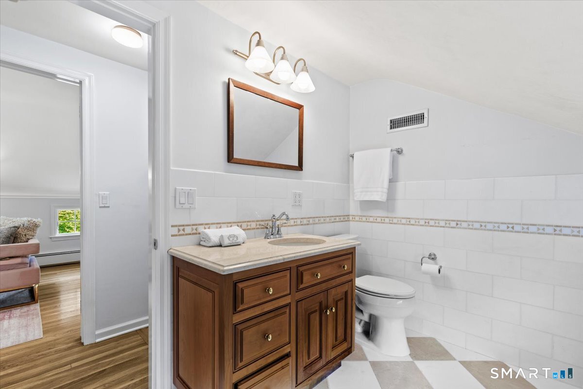 248 Turtle Back Road New Canaan CT 06840