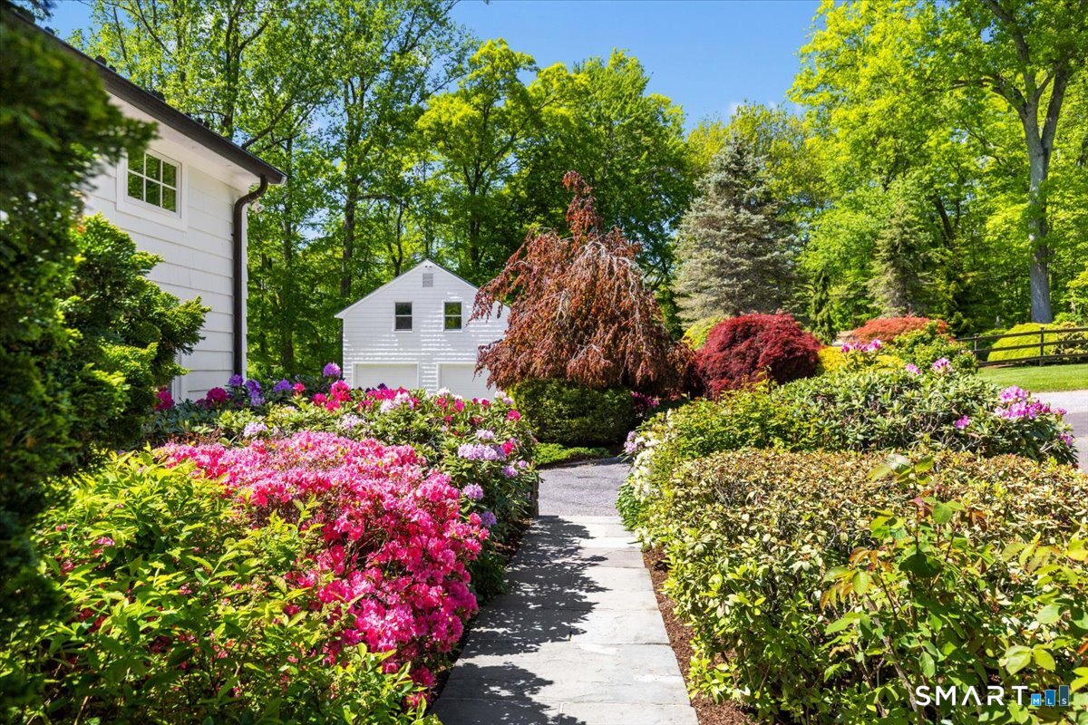 248 Turtle Back Road New Canaan CT 06840