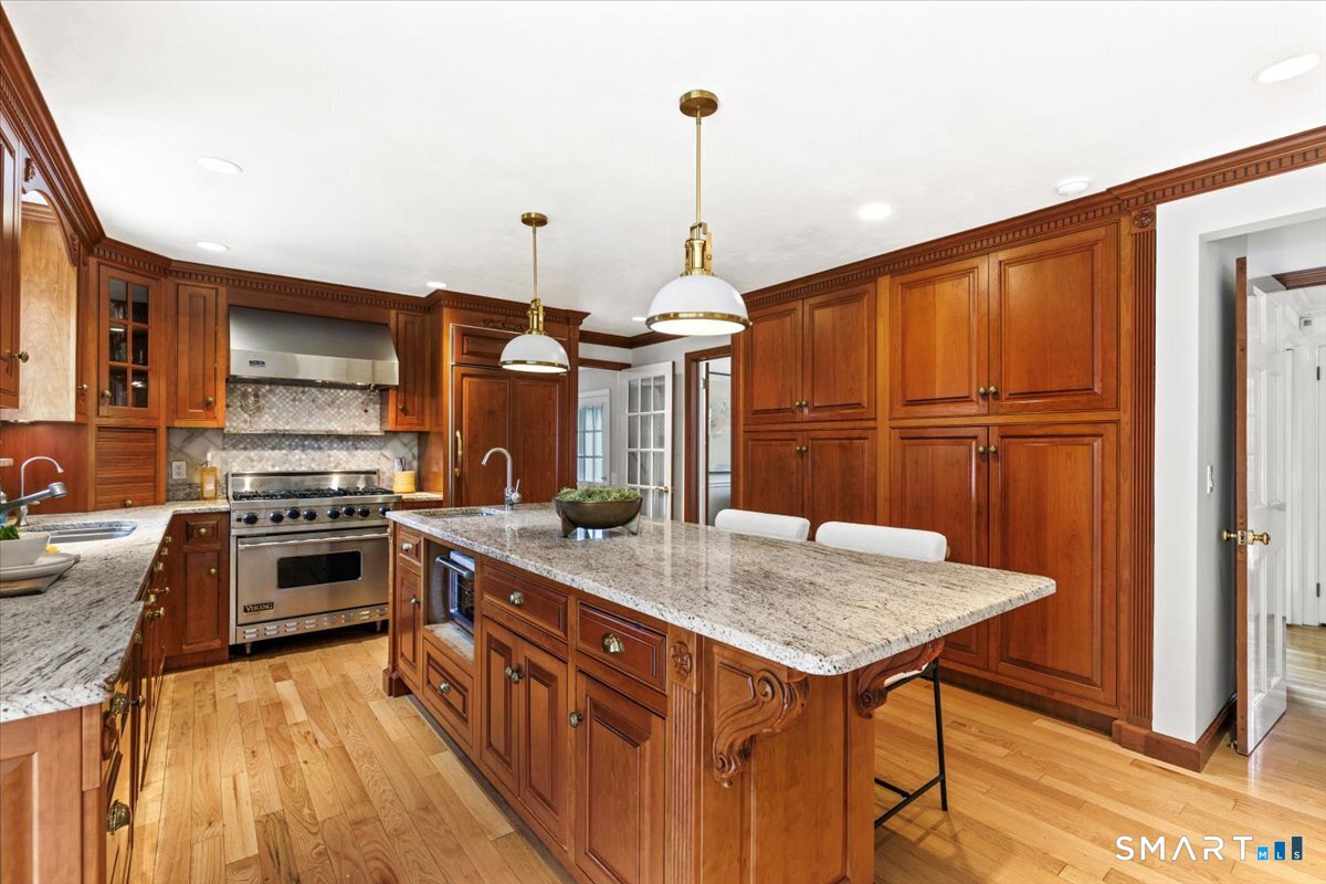 248 Turtle Back Road New Canaan CT 06840