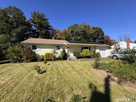 33 Hilton Drive East Hartford CT 06118