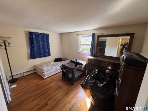 33 Hilton Drive East Hartford CT 06118