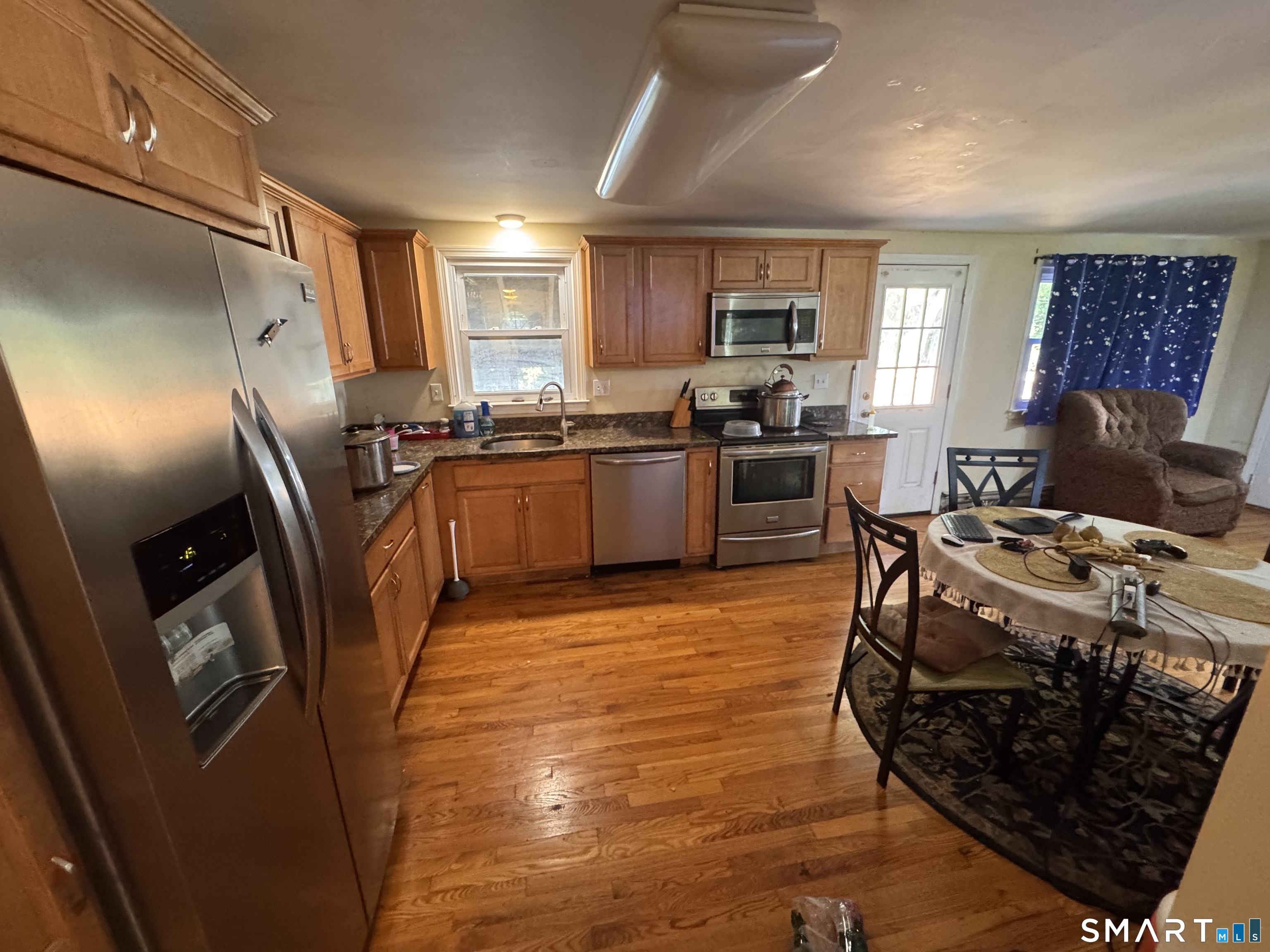 33 Hilton Drive East Hartford CT 06118