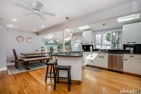 98 Colony Road West Hartford CT 06119