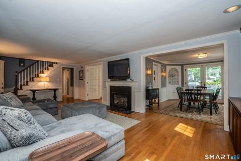 98 Colony Road West Hartford CT 06119