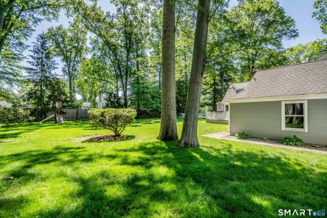 98 Colony Road West Hartford CT 06119