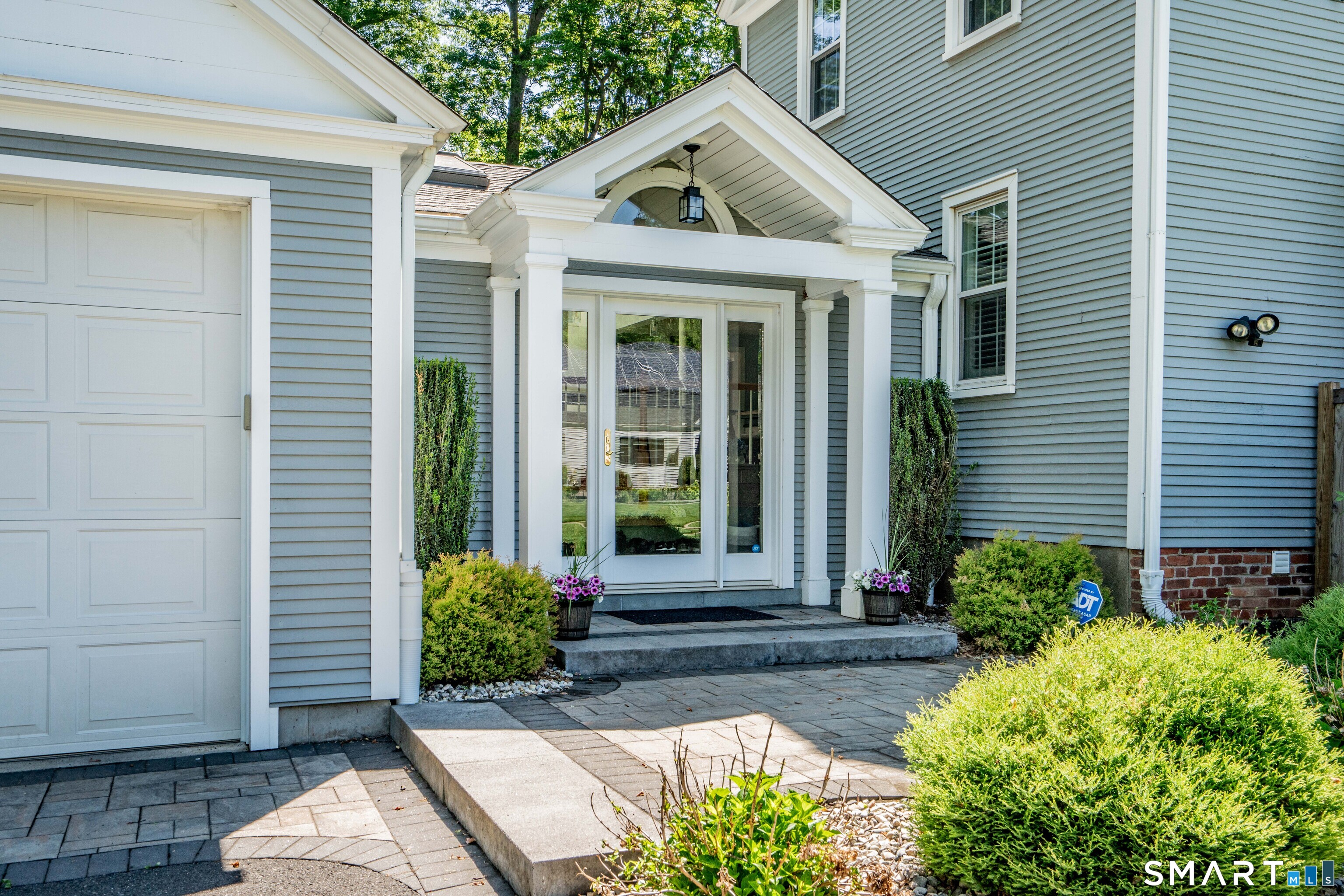 98 Colony Road West Hartford CT 06119