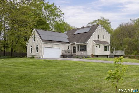 158 Wyassup Road North Stonington CT 06359