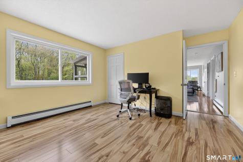 158 Wyassup Road North Stonington CT 06359