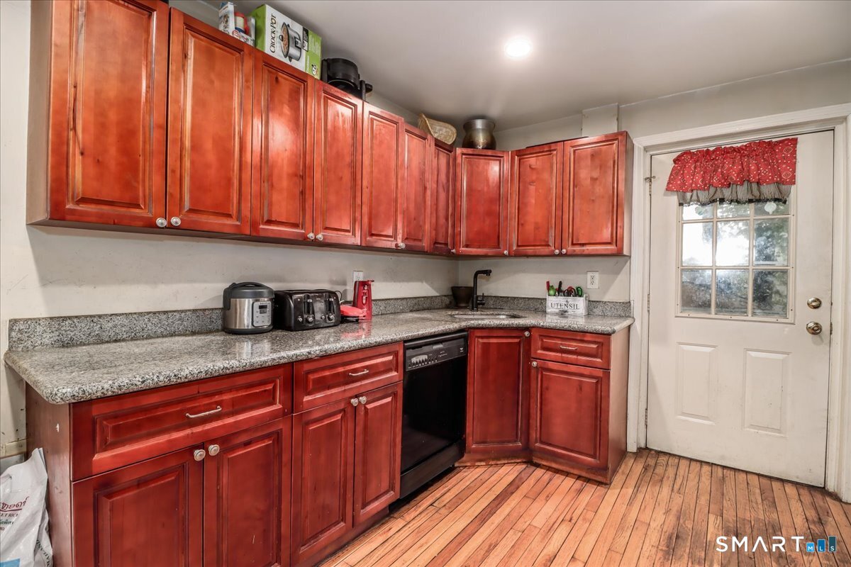 30 Lenox Avenue Stamford CT 06906