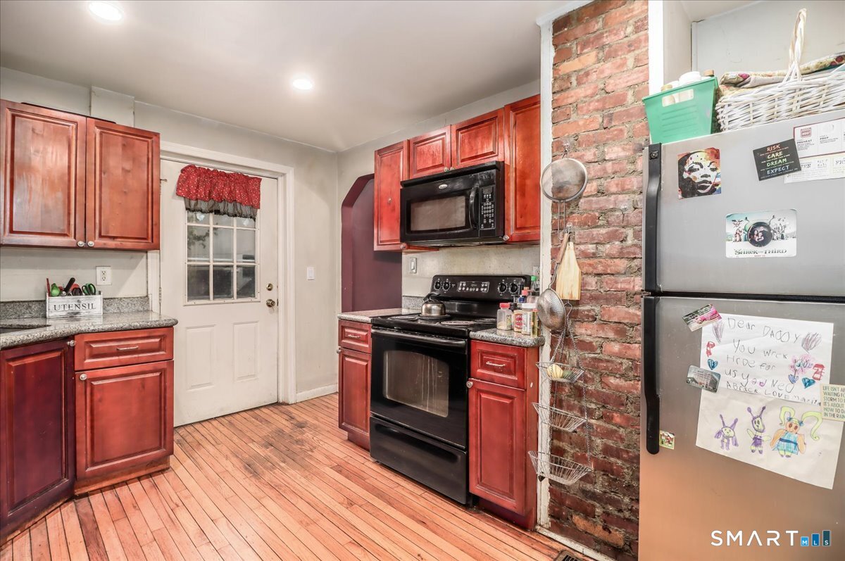 30 Lenox Avenue Stamford CT 06906
