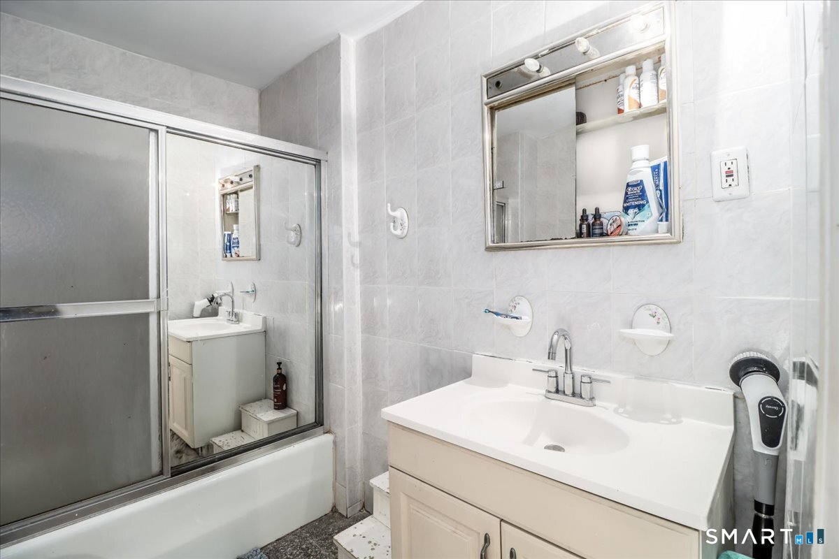 30 Lenox Avenue Stamford CT 06906