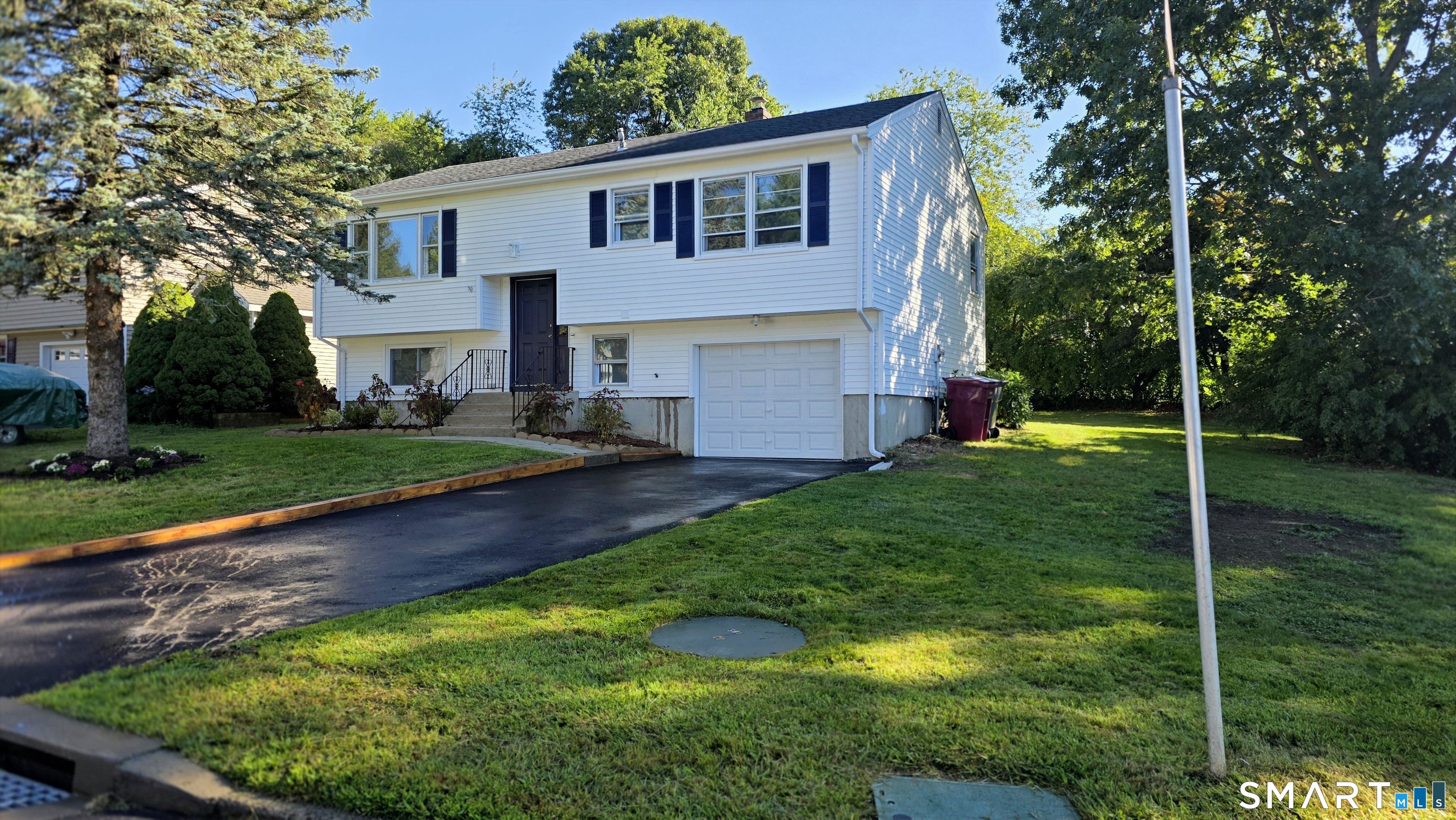 77 Meadow Lark Road Naugatuck CT 06770