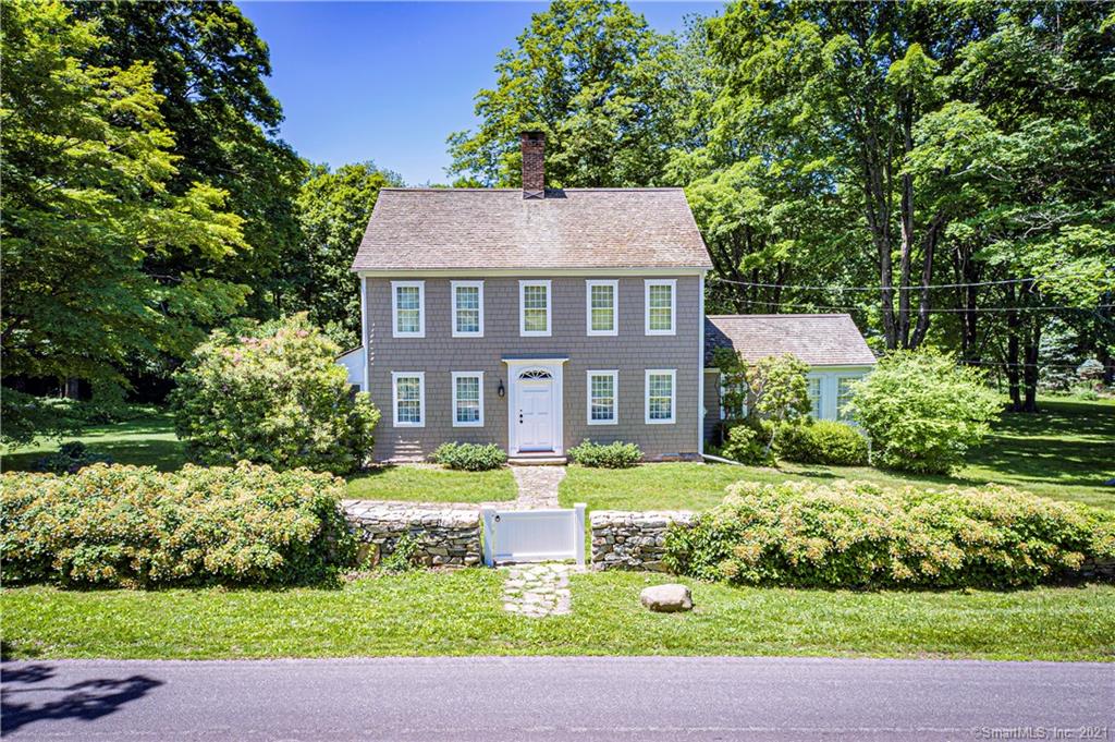 217 Umpawaug Road Redding CT 06896