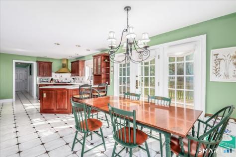 Brookfield CT 06804