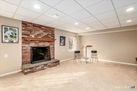 Brookfield CT 06804