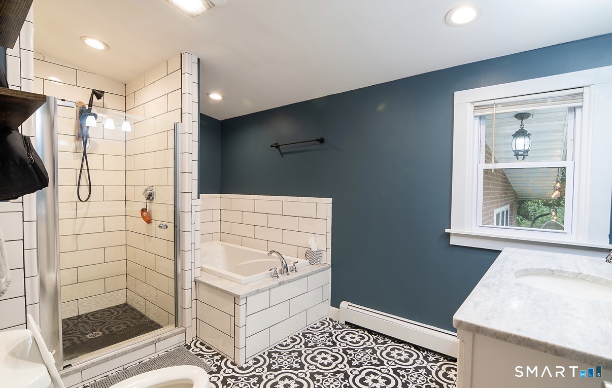 686 Squaw Rock Road Plainfield CT 06354