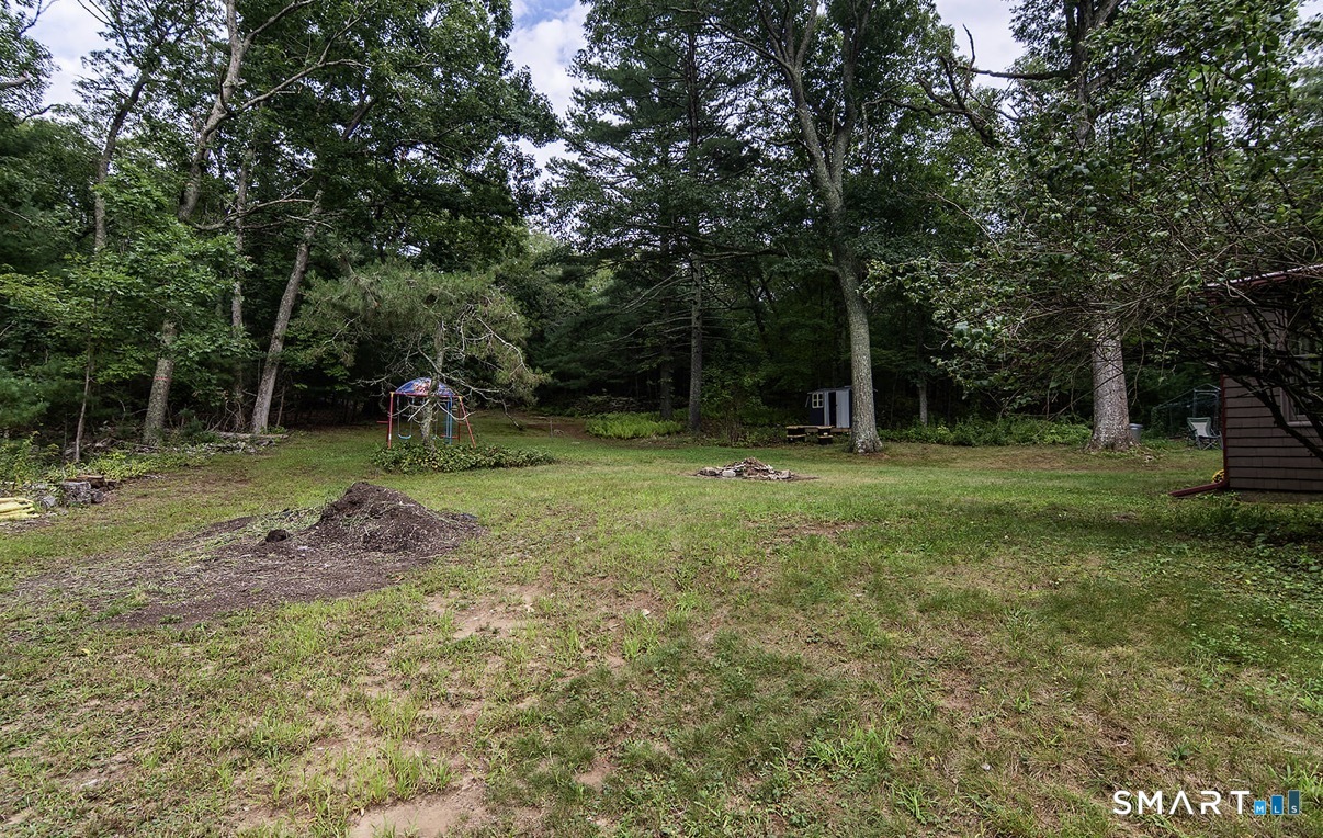 686 Squaw Rock Road Plainfield CT 06354