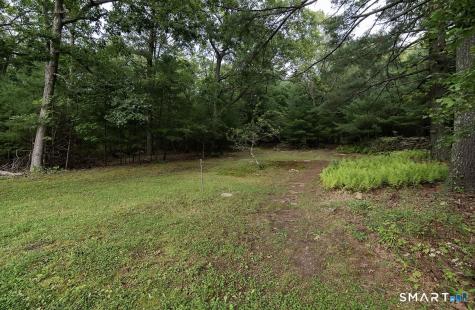 686 Squaw Rock Road Plainfield CT 06354