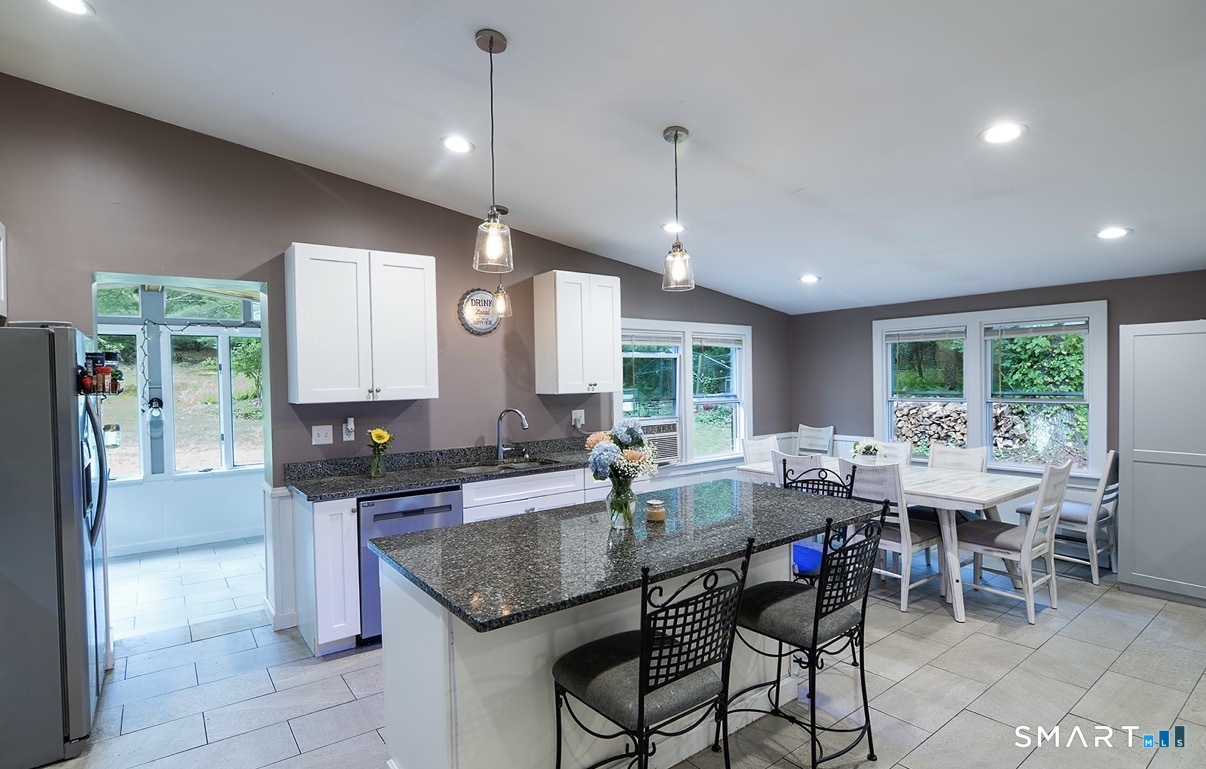 686 Squaw Rock Road Plainfield CT 06354
