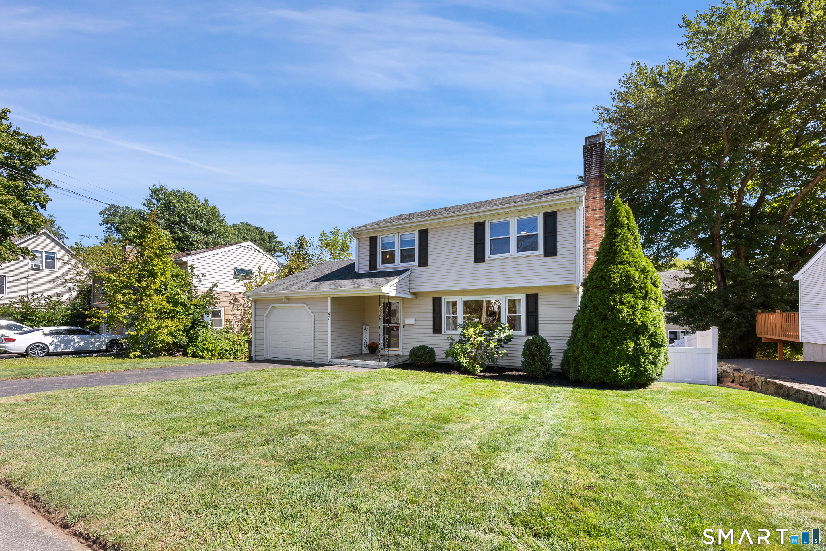 47 Old Stratfield Road Fairfield CT 06825