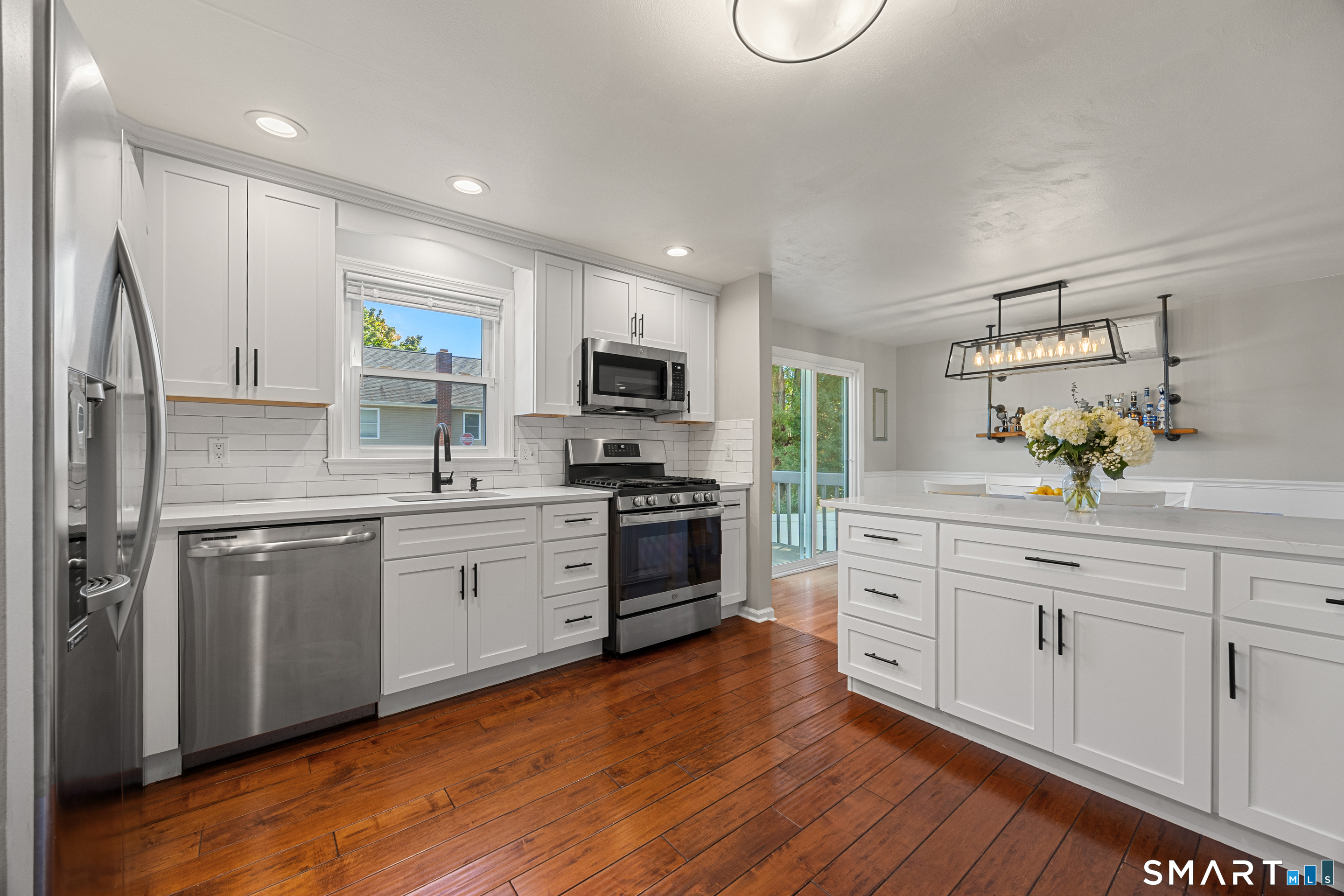 47 Old Stratfield Road Fairfield CT 06825