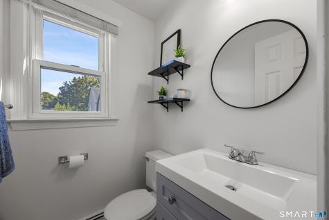 47 Old Stratfield Road Fairfield CT 06825