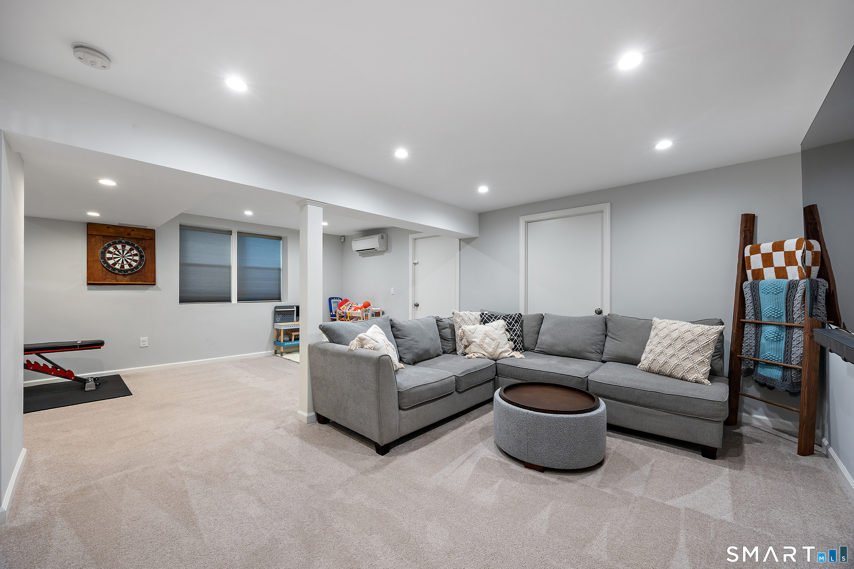 47 Old Stratfield Road Fairfield CT 06825