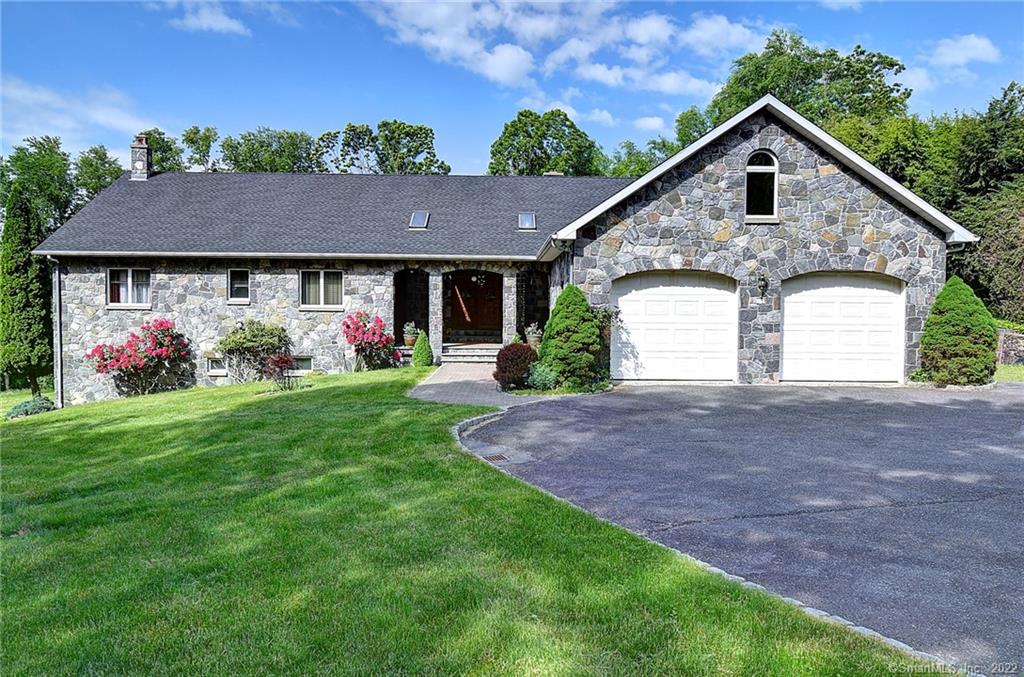 1069 Andrew Mountain Road Naugatuck CT 06770