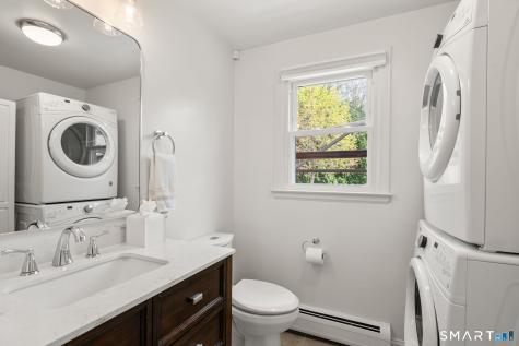 69 Patriot Lane Newington CT 06111