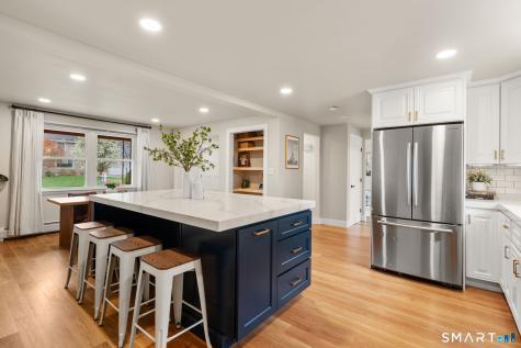 69 Patriot Lane Newington CT 06111