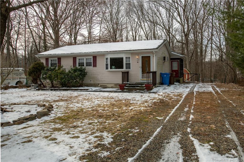 6 Crestwood Place Shelton CT 06484