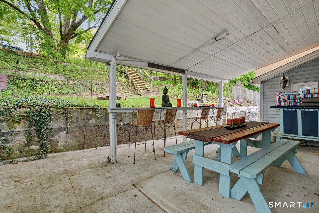 74 Maple Street Seymour CT 06483