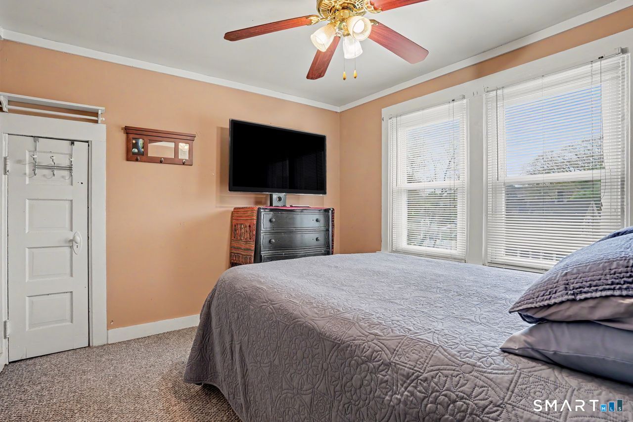 74 Maple Street Seymour CT 06483