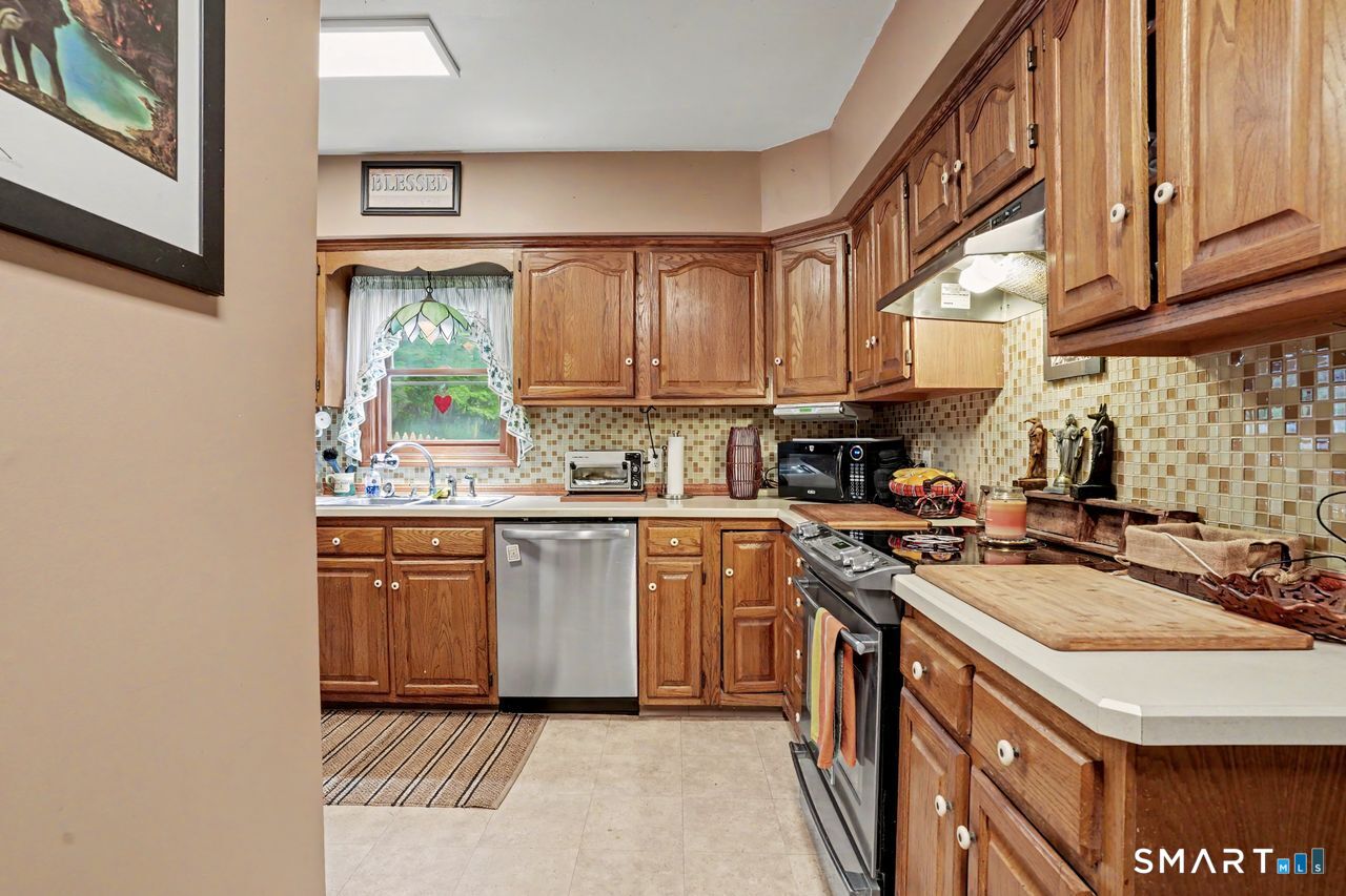 74 Maple Street Seymour CT 06483