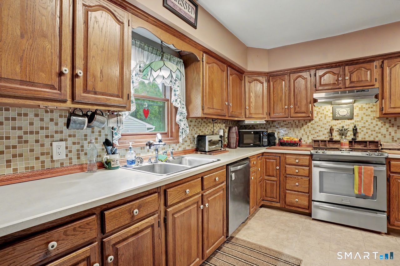 74 Maple Street Seymour CT 06483